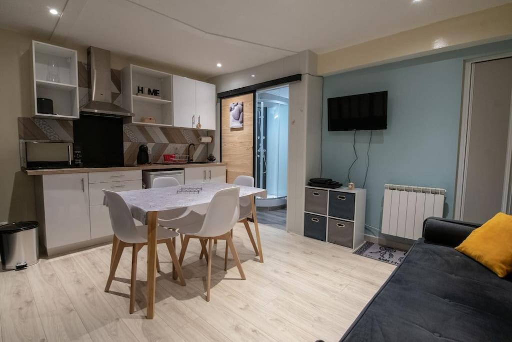 Ferienwohnung Studio Place De La Barre Le Cosy Mâcon Exterior foto